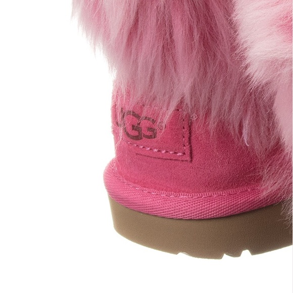 UGG BIG GIRLS PINKPUFF CLASSIC BOOTS - Picture 6 of 6